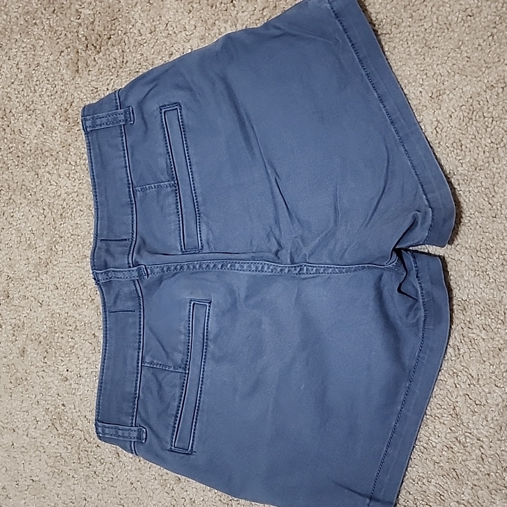 Hollister Low Rise Shorts - Picture 5 of 5